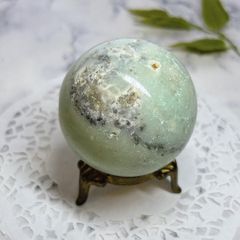 爆虹　エンジェルフェザーフローライト スフィア　6cm　450g 天然石　台座付 爆虹 エンジェルフェザーフローライト スフィア 6cm 450g 天然石 台座