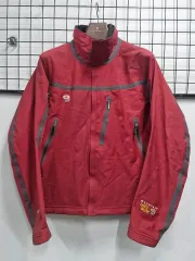 95M マウンテンハードウェア ソフトシェル 起毛 ジャケット
