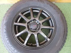 スタッドレス中古215/70R16トーヨー4本セット　良品　デリカd5 DUNLOP デリカD:5 新品 スタッドレス ダンロップ SJ8+ 215/70R16 中古