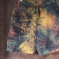 UNDER ARMOUR アンダーアーマー　全柄　ショート／ハーフパンツ　フリース　ウエストゴム・ひも　サイズＬ