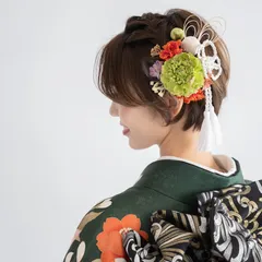 【ショートヘアー/ベリーショート成人式振袖髪飾りM】ヘッドドレス＆水引きゴールド 組紐白/緑（グリーン）カーキ・黄色の卒業式袴/和装前撮り/結婚式白無垢/色打掛/ハーフ成人式/小学校卒業式/卒園式の教員様✳︎