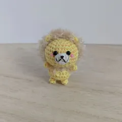 あみぐるみ　ちびライオン　手染め毛糸×白茶さらヘアー　ぴんくほっぺ　キーホルダー　ハンドメイド　獅子　黄色
