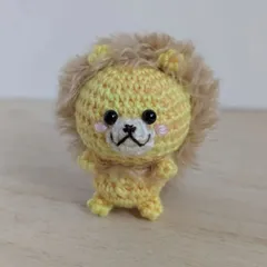 あみぐるみ　ちびライオン　手染め毛糸×白茶さらヘアー　dピンクほっぺ　キーホルダー　ハンドメイド　獅子　黄色
