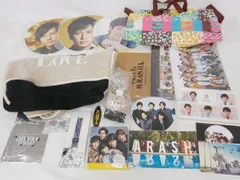  中古品 嵐 二宮和也 のみ Are you Happy？ 他 ショッピングバッグ ペンライト うちわ CD 等 グッズセット