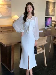 ひざ丈ワンピース　パーティー向け　フォーマル　美シルエット