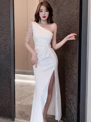 キャバドレス  ショルダーストラップ付き 大胆スリット入りロングドレス