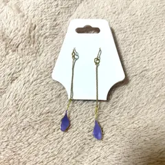 パープルのワンポイントピアス