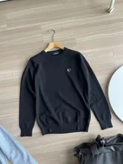 大人気 FRED PERRY スウェット パーカー