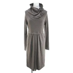ブルネロクチネリ BRUNELLO CUCINELLI DD71104 長袖 膝丈 フレアワンピース ワンピース オフタートル 40 茶系 ブラウン イタリア製 ストレッチ フラワーモチーフ 毛 ウール 無地のサムネイル