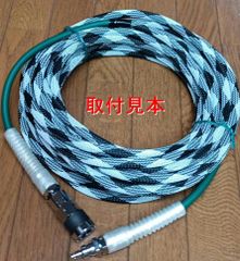 マキタ集塵機用スパイラルホース　内径28ｘ5ｍ白赤青カバー付!割れないプラグ マキタ集塵機用スパイラルホース 内径28x5m白赤青カバー付!割れない