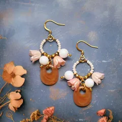 花　パール調　リング　ビーズ　ピアス　イヤリング　コーラル　オレンジ　ゴールド