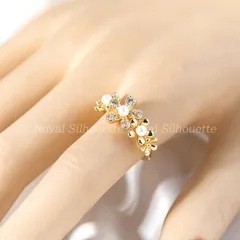 リング 指輪 ゴールド 金 花 フラワー パール キラキラ アクセサリー フェイクストーン 可愛い レディース ジュエリー イベント フリーサイズ 豪華 きれいめ きらきら 大人かわいい デイリー パーティー