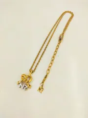 ニナリッチ/NINA RICCI ロゴ＋リボンモチーフ　ゴールドカラーネックレス　ビンテージ　中古美品