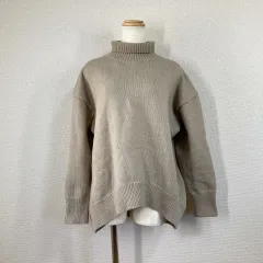 美品【ラジエム】ニット セーター ハイネック ベージュ 5　ハイネック オーバーサイズ　スリット 自宅洗濯可能 Y2K　フェアリーグランジ