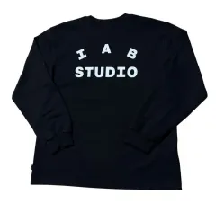 【新品・未使用】IAB STUDIO 水色 Tシャツ Mサイズ 新品・未使用】IAB STUDIO 水色 Tシャツ Mサイズ