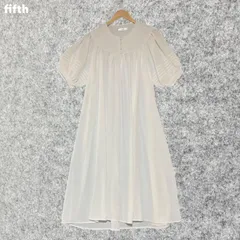 fifth ホワイト フレアシルエット 半袖ワンピース Mサイズ