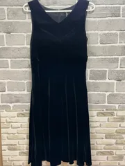 A【A19-13】◇ DAMA collection 11ARサイズ　ノースリーブ膝丈ワンピース　黒色