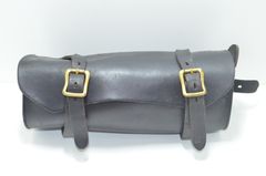 【送料無料】 レザー ツールバッグ 黒 ブラック 本革 サドルバッグ バイク用 クラシックスタイル 真鍮バックル仕様