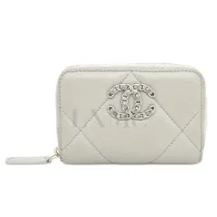 シャネル 19 ナインティーン ジッパー カードウォレット チェーン CC ロゴ AP0949