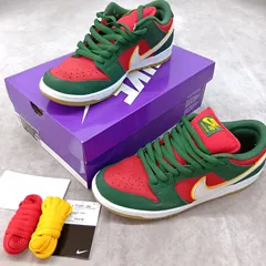 NIKE SB　DUNK LOW PRO PRM ナイキ ダンク ロー プレミアム スニーカー　FZ1287-300 レッド×グリーン　クリスマスカラー シューレース ステッカー付き