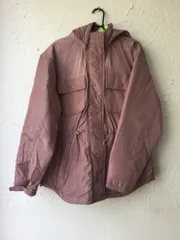 Wクローゼット モスピンク中綿ポリエステル取り外し可能フード付きコート 光沢