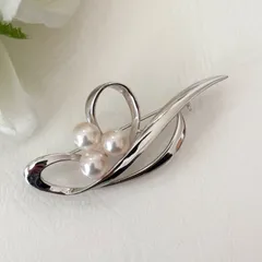 【未使用品】MIKIMOTO ミキモト　パール　ブローチ　コサージュ　フラワー ○国内発送 MIKIMOTO ミキモト ブローチ フォーマル 冠婚葬祭