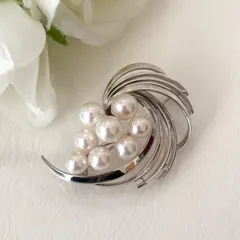 極美品✨MIKIMOTO ミキモト アコヤ真珠 パール ブローチ コサージュ MIKIMOTO（ブローチ/コサージュ）のフリマアイテム一覧