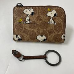 COACH X PEANUTS】コーチ ジップ キー ケース・スヌーピー - メルカリ