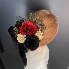 ha208 髪飾り 結婚式　卒業　成人式 着物　振袖　キラキラバラ　レッド　黒