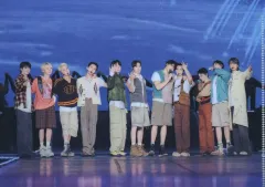 【中古】クリアファイル SEVENTEEN A5クリアファイル 「Blu-ray SEVENTEEN [RIGHT HERE] WORLD TOUR IN JAPAN」 UNIVERSAL MUSIC STORE購入特典