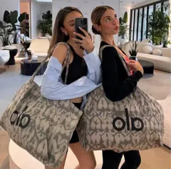 新品未使用 アローヨガ ALO Yoga トートバッグ グレー