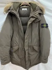 超レア　ストーンアイランド　ダウンジャケット　ファー付き　M ストーンアイランド STONE ISLAND FUR GARMENT DYED DOWN JACKET