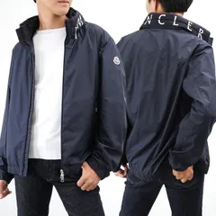 【新品同様＋】MONCLER ジップアップジャケット 刺繍 フード付き