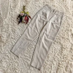 『ZARA』ザラ　テーパードパンツ　スラックスパンツ　ハイウエスト　スリムフィット　ポケット有　センタープレス　シンプル　きれいめ　アイボリー(M)