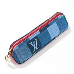 LOUIS VUITTON トゥルースエリザベット ペンケースのサムネイル