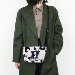 （新品未使用商品）marimekko マリメッコ 092198  Mono Mini ショルダーバッグ