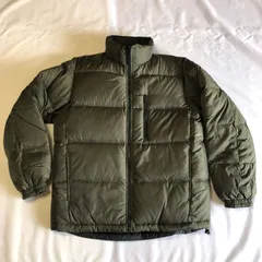 【UNIQLO／ユニクロ】リバーシブルダウンジャケット Mサイズ／カーキ×ブラック／軽量・防寒／人気定番アイテム／美品・メンズアウター