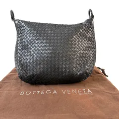 ◼️BOTTEGA VENETA◼️ イントレチャート レザー バッグ