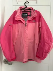 必須アイテム THE NORTH FACE ザノースフェイス ピンク ウィンドブレーカー