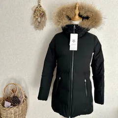 【値下げ】新品未使用品　DESCENTE  ダウンコート　M  レディース　ブラック