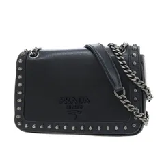 2025年最新】プラダスタッズ財布の人気アイテム - メルカリ