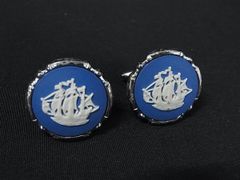 Item thumbnail for item c2a3aa20-9de9-4a76-a676-5c4d2e8509eb