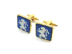 ■美品■ WEDGWOOD ウェッジウッド カフスボタン カフリンクス アクセサリー ビジネス 紳士 メンズ ライトブルー系×ゴールド系 DK6947のサムネイル