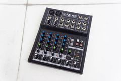 Item thumbnail for item ce654678-2db9-467f-89a7-9ed081dbe62e