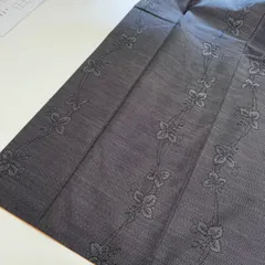 本場大島紬 横双 縞に花唐草 素敵な絣柄 正絹 着物 MK-1036