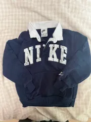 ナイキ キッズ ネイビー スウェットシャツ 110