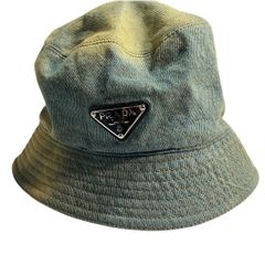 Item thumbnail for item abe33533-613a-4e07-8698-7c2aab4e3a10