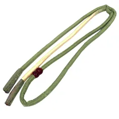 京やQ716 正絹 帯締め 丸ぐけ 撚り房 飾り玉付き 金糸 綿入り 中綿 箱付き レトロ モダン 振袖 成人式 訪問着 フォーマルからカジュアルまで 和装小物 新品 未使用 新古品