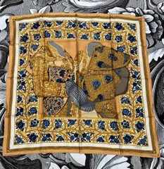 【美品】LOEWE 　ロエベ　ヴィンテージ　シルク100%　大判　イタリア製 楽天市場】【送料無料】 ロエベ スカーフ ブラック ゴールド 大判 美品