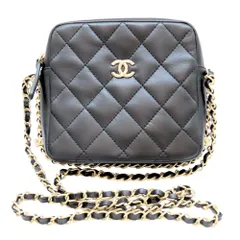 【中古】CHANEL シャネル マトラッセ チェーンショルダーバッグ スクエア ブラック ラムスキン 黒 ジッパー ゴールド金具 コンパクト シャネルロゴ ココマーク ショルダー ミニバッグ A2504741【無料ギフトラッピング承ります】